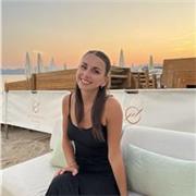 Étudiante, je donne des cours sur mon temps libre